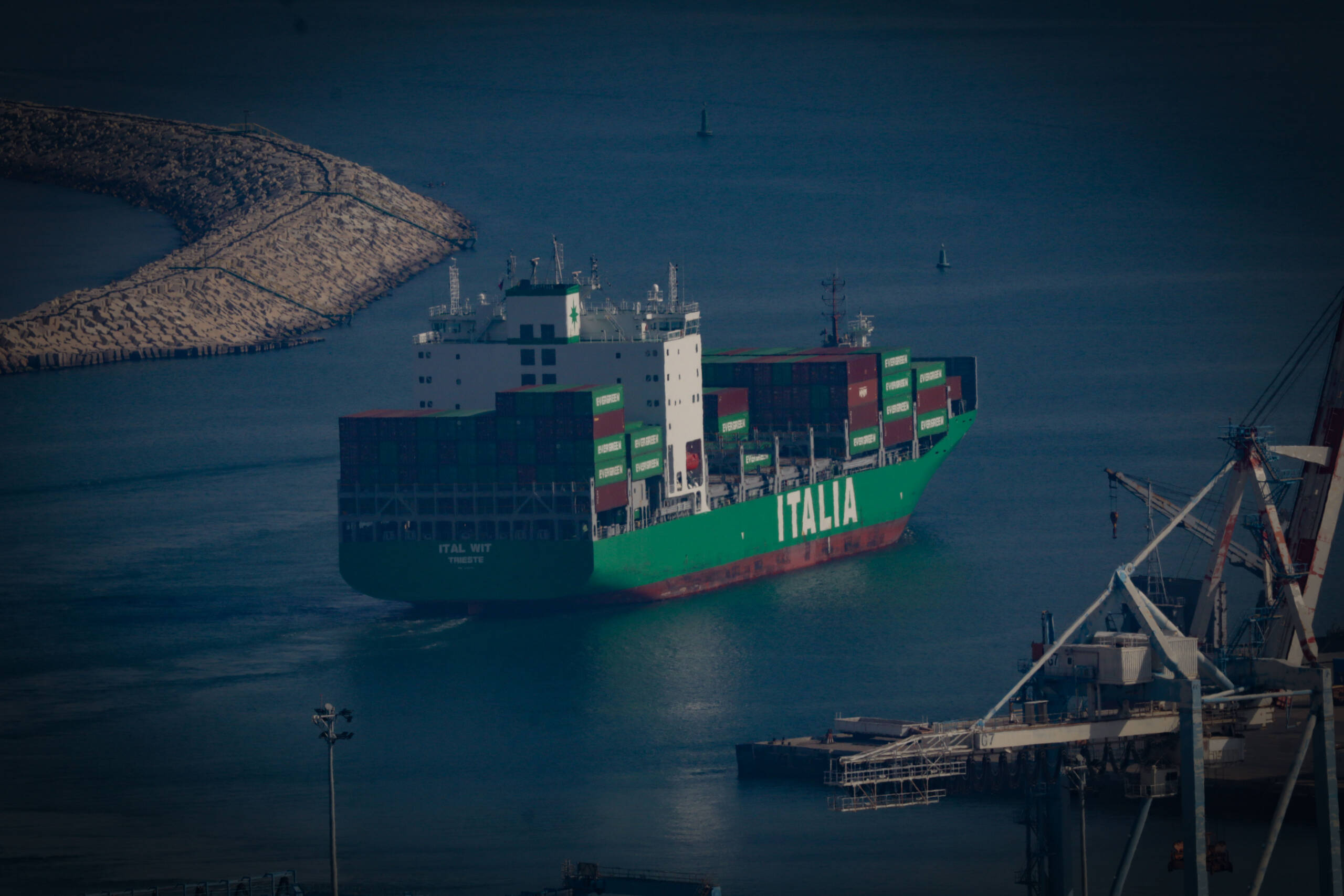 image from Evergreen’s $1.5 Billion Fleet Expansion and the Quiet Strength of Mid-Size Container Shipping